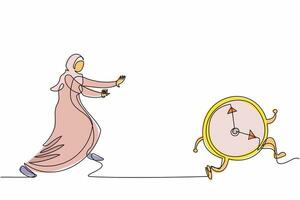 disegno continuo di una linea donna d'affari araba correre inseguendo l'ora dell'orologio. manager donna in ritardo o in scadenza di lavoro, gestione del tempo lavorativo, ora di punta. illustrazione vettoriale di disegno a linea singola