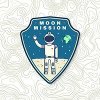 Luna missione logo, distintivo, toppa. vettore. concetto per camicia, Stampa, francobollo, copertura o modello. Vintage ▾ tipografia design astronauta su il Luna e terra silhouette. vettore