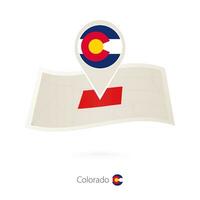 piegato carta carta geografica di Colorado noi stato con bandiera perno di Colorado. vettore