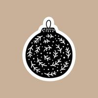 adesivo di Natale nero vettoriale con palla di Natale carina e divertente. carattere distintivo scandinavo disegnato a mano per taccuino, album o pianificatore. illustrazione grafica piatta isolata