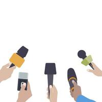 mani con microfoni. giornalista stampa conferenza, colloquio reporter, giornalismo comunicazione, massa media notizia, microfono e posto. vettore illustrazione