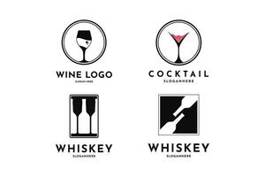 vino bicchiere cocktail e whisky logo design Vintage ▾ retrò etichetta cerchio vettore