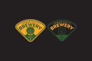 birra rubinetto e fusto logo design per bar e birra azienda etichetta, cartello, simbolo o marca identità vettore