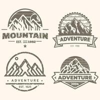 avventura montagna logo Vintage ▾ design arte vettore