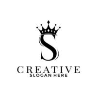 lettera S con corona logo, semplice elegante iniziale logo design modello vettore