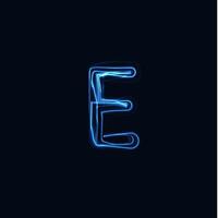 fulmine lettera realistica e, logo di guanti luminosi, simbolo di stile bagliore di energia elettrica, segno di tipo plasma tesla blu. illustrazione vettoriale di fulmine, design tipografico