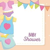 baby shower, piccoli vestiti fashion cartoon, piccolo annuncio di benvenuto per neonati vettore