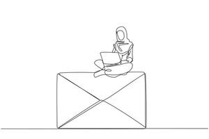 singolo continuo linea disegno arabo donna d'affari seduta e digitando il computer portatile computer su gigante e-mail icona. preparare un' Quotazione lettera per cooperazione nel il tecnologia attività commerciale. uno linea design vettore