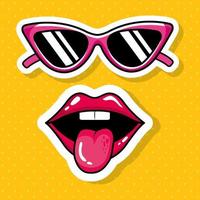 bocca sexy con lingua fuori e occhiali da sole in stile pop art vettore
