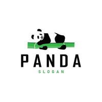 carino e semplice pigro nero e bianca panda animale silhouette design modello marca panda orso logo vettore