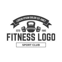 fitness club logo con kettlebell su bianca, illustrazione modello vettore