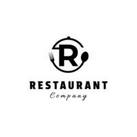 ristorante logo design lettera r con cucchiaio, forchetta e cucina design concetto idea vettore
