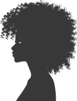 silhouette donna con afro capelli stile pieno corpo nero colore solo vettore