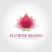 logo di lusso fiore design creativo con colore sfumato rosso isolato su sfondo bianco vettore