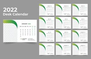 calendario da tavolo design 2022 set di modelli di 12 mesi, settimana inizia lunedì, design di cancelleria, pianificatore di calendario vettore