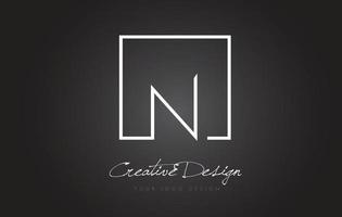 n logo design lettera cornice quadrata con colori bianco e nero. vettore