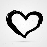 cuore dipinto a mano su sfondo bianco. forma grunge di cuore. pennellata nera strutturata. segno di San Valentino. simbolo d'amore. facile da modificare elemento vettoriale del design.