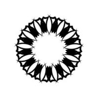 ornamento rotondo bianco nero mandala vintage. elemento isolato per il design e la colorazione su sfondo bianco. vettore