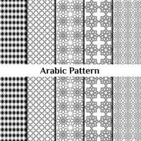 set di 5 motivi arabi di sfondo. ornamento geometrico musulmano. tavolozza dei colori grigio su bianco. illustrazione vettoriale di texture islamica. carta da parati araba tradizionale