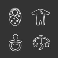 set di icone di gesso per l'infanzia. bambino fasciato, pagliaccetto, ciuccio, giostra letto. illustrazioni di lavagna vettoriali isolate