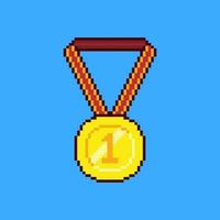 medaglia d'oro nel design pixel art vettore