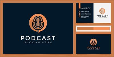 design creativo del logo del podcast, podcast e vettore di progettazione del logo della chat di bolle