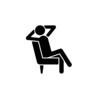rilassare l'icona del glifo nero. uomo seduto in posa rilassata. essere umano che si prende una pausa dal lavoro. persona seduta in poltrona con le gambe incrociate. simbolo della siluetta su spazio bianco. illustrazione vettoriale isolato