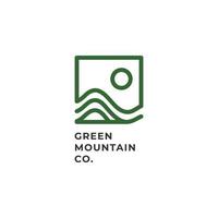 concetto di logo minimalista di paesaggio di montagna verde per l'industria alimentare o agricola vettore