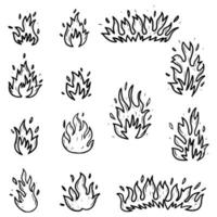 set di fuoco disegnato a mano e bolide isolati su sfondo bianco. illustrazione vettoriale di scarabocchio.
