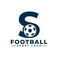 lettera s con disegno del logo del pallone da calcio. elementi del modello di progettazione vettoriale per la squadra sportiva o l'identità aziendale.