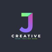 logo creativo della lettera iniziale j. forma geometrica verde e viola. utilizzabile per loghi aziendali e di branding. elemento del modello di progettazione logo vettoriale piatto.