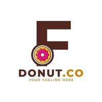lettera iniziale f disegno del logo della ciambella dolce. logo per bar, ristoranti, caffetterie, catering. vettore