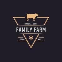 classico vintage retro etichetta distintivo emblema bovini, angus, ispirazione per il design del logo dell'azienda agricola di famiglia di manzo vettore