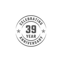 Distintivo dell'emblema della celebrazione dell'anniversario di 39 anni con colore grigio per eventi celebrativi, matrimoni, biglietti di auguri e inviti isolati su sfondo bianco vettore