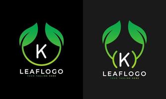 natura verde foglia lettera k logo design. logo monogramma. icona di alfabeto di foglie verdi. utilizzabile per loghi aziendali, scientifici, sanitari, medici e della natura. elemento del modello di progettazione del logo vettoriale piatto. eps10