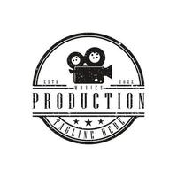 design del logo della videocamera vintage per la produzione di film o cinema vettore