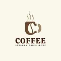 lettera c logo del caffè, forma della tazza e del chicco di caffè vettore