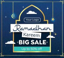 design del modello di banner di vendita ramadan con una falce di luna e lanterne con ornamenti di sfondo islamico. adatto per la promozione web e i social media. vettore