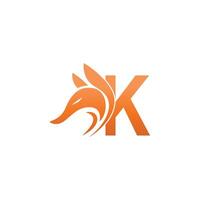 combinazione di icone della testa di volpe con il design dell'icona del logo della lettera k vettore