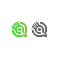 lettera a Internet wireless nel logo della bolla di chat vettore
