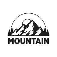 design del logo vintage avventura in montagna vettore