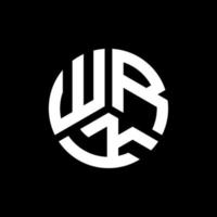 wrk lettera logo design su sfondo nero. wrk creative iniziali lettera logo concept. disegno della lettera wrk. vettore