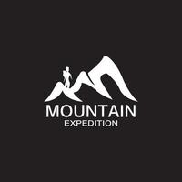 illustrazione del modello di logo dell'icona della montagna vettore