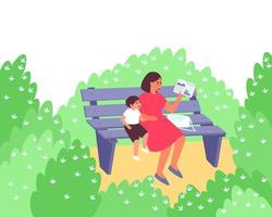 la mamma legge un libro a suo figlio seduto su una panchina del parco vettore