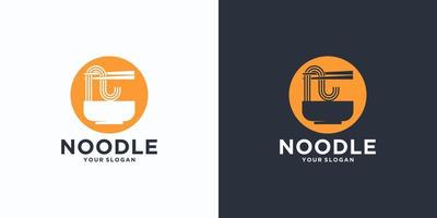 Riferimento logo noodle, con stile iniziale, negozio di noodle, negozio di alimentari e altro. vettore