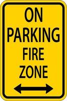 nessun parcheggio zona antincendio, segno di doppia freccia su sfondo bianco vettore