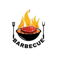 design del logo del barbecue, cibo a base di carne alla griglia, illustrazione vettoriale dell'azienda, adesivo, serigrafia
