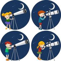 set di bambini diversi che guardano attraverso il telescopio di notte