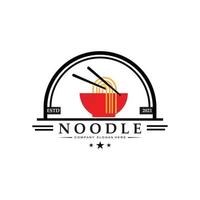 una collezione di ispirazione per il logo di noodle. modello di progettazione di cibo e ciotola cinese. illustrazione di concetto retrò vettore