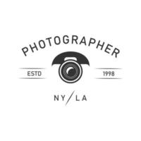 vettore di progettazione del logo di fotografia della fotocamera semplice. stile vintage